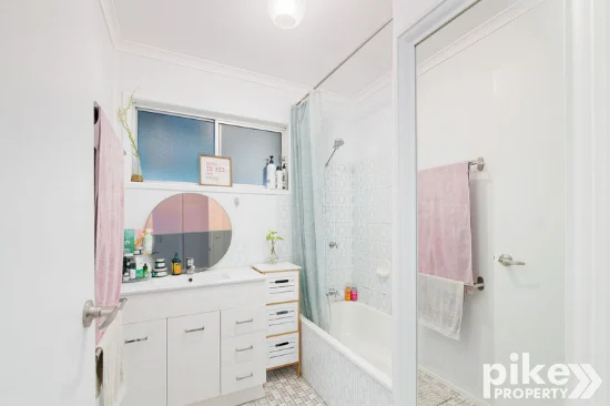 71 Moreton Terrace, Beachmere, Qld 4510-Image