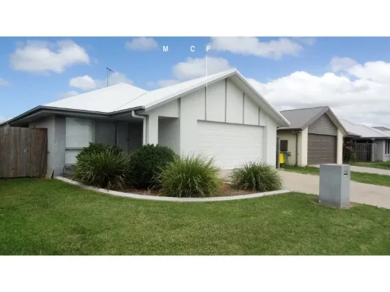 71 Newport Parade, Blacks Beach, Qld 4740