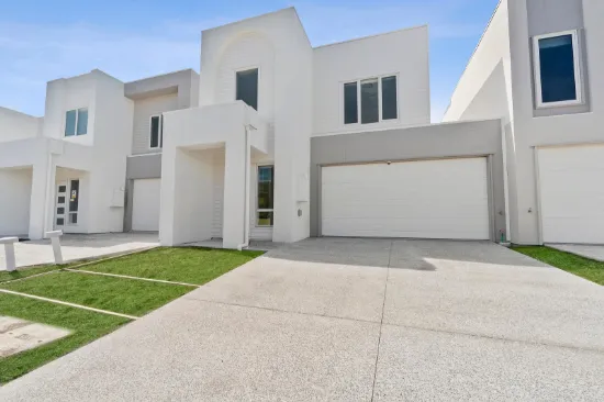 71 Tyndall Cct, Banya, Qld 4551