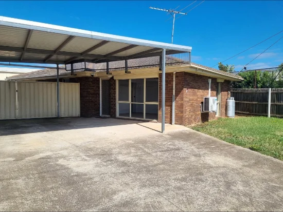 71 Westcott Parade, Rockbank, Vic 3335