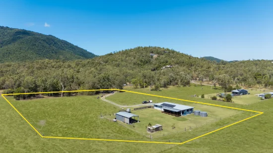 717 Dingo Beach Road, Gregory River, Qld 4800