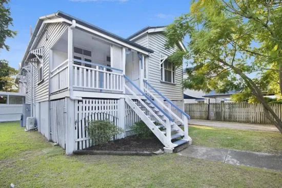 72 Alma Road, Clayfield, Qld 4011