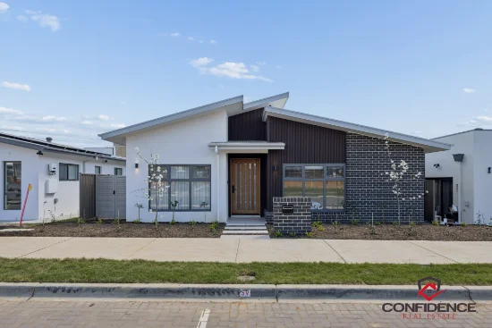 72 Annette Street, Macnamara, ACT 2615