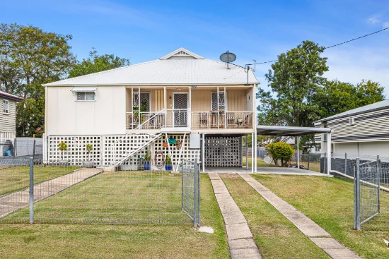 72 Charles Street, Berserker QLD 4701 - For Rent