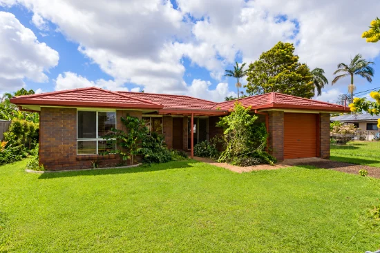 72 Dart Street, Redland Bay, Qld 4165