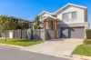 72 Lakeview Boulevard, Mermaid Waters, Qld 4218