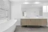 72 Lakeview Boulevard, Mermaid Waters, Qld 4218-Image