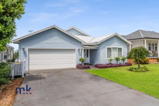 72 Merlin Street, The Oaks, NSW 2570