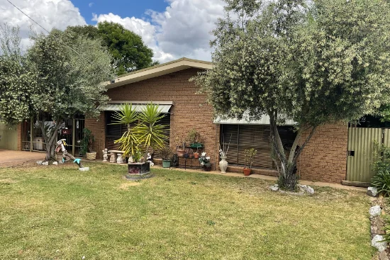 72 Mookarii Street, Cobram, Vic 3644
