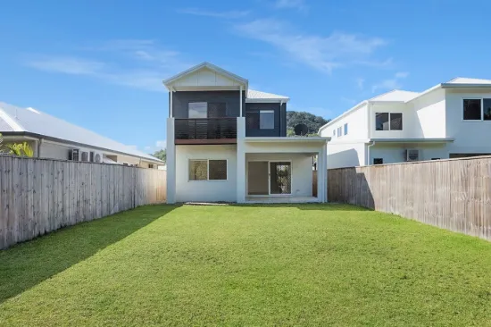 72 Seaways Street, Trinity Park, Qld 4879