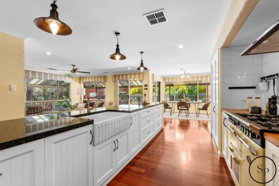 72 Victoria Circle, Greenfields, WA 6210