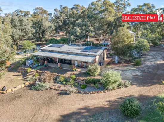 720 Stanwix Place, Wooroloo, WA 6558