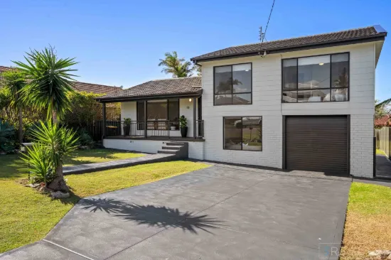 73 Caves Beach Road, Caves Beach, NSW 2281