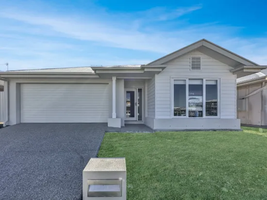 73 Cocos Crescent, Banya, Qld 4551