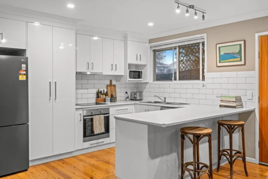 73 Debra Street, Centenary Heights, Qld 4350