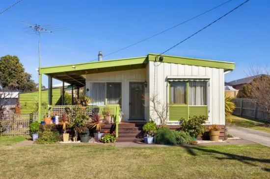 73 Harvey Road, St Leonards, Vic 3223