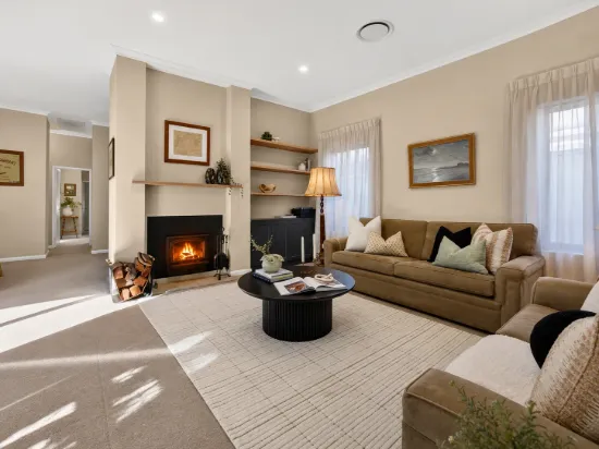 73 Limestone Street, Jindalee, WA 6036