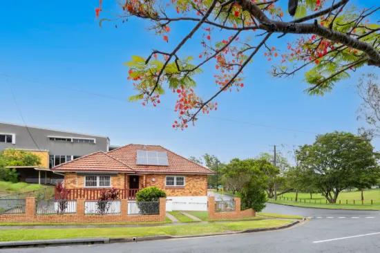 73 Perth Street, Camp Hill, Qld 4152