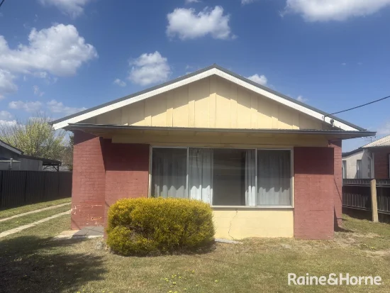 73 Taralga Road, Goulburn, NSW 2580 - For Rent