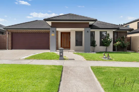 73 Trillium Boulevard, Mickleham, Vic 3064