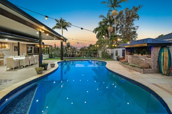 734 Nerang Broadbeach Road, Carrara, Qld 4211