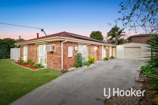 74 Cairns Road, Hampton Park, Vic 3976