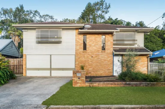 74 Durham Crescent, Bray Park, Qld 4500