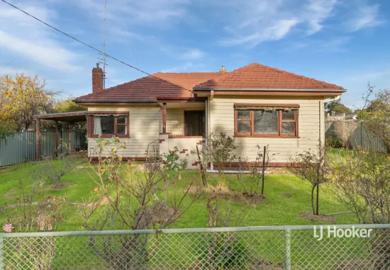 74 Gavan Street, Broadford, Vic 3658