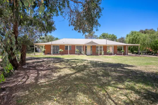 74 King Drive, Lancefield, Vic 3435