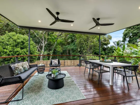 74 Machans Street, Machans Beach, Qld 4878