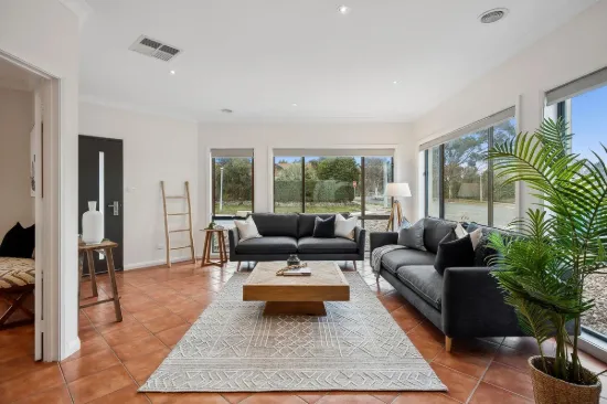 74 McCormack Street, Curtin, ACT 2605