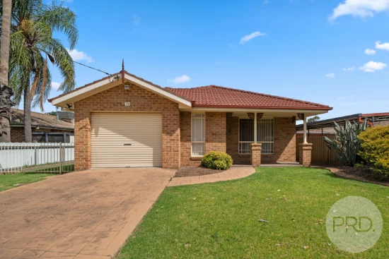 74 Travers St, Wagga Wagga, NSW 2650