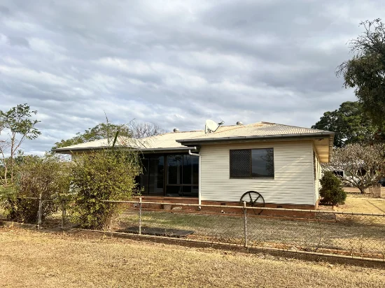 743 Mount Sylvia Road, Upper Tenthill, Qld 4343