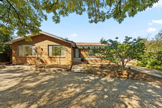 75 Bacchus Circuit, Kambah, ACT 2902
