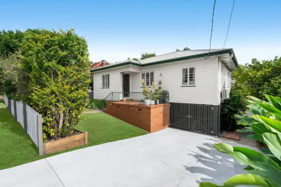 75 Broadway Street, Carina, Qld 4152