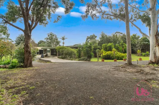 75 Carr-Boyd Road, Cranbourne South, Vic 3977