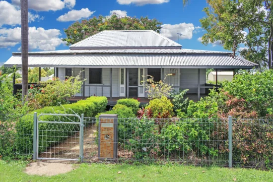 75 Hackett Terrace, Richmond Hill, Qld 4820