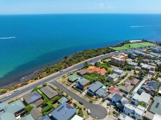 757 Esplanade, Mornington, Vic 3931