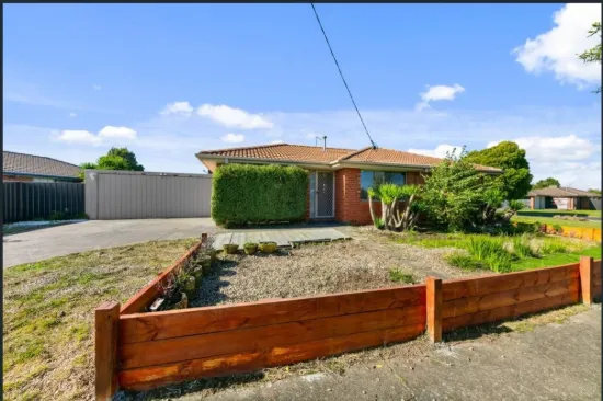 76 Banbury Crescent, Craigieburn, Vic 3064