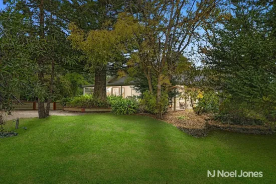 76 Belvedere Drive, Montrose, Vic 3765