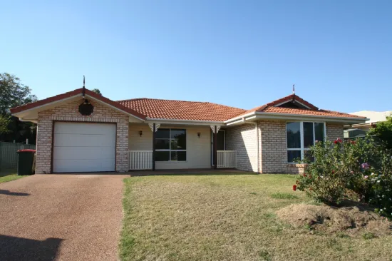 76 Crinum Crescent, Emerald, Qld 4720
