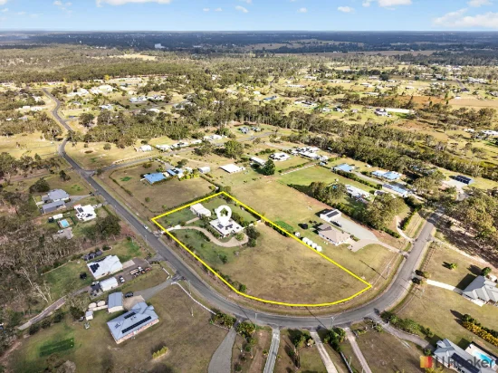 76 Dunmall Drive, Oakhurst, Qld 4650