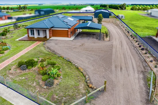 76 Glen Avon Drive, Bannockburn, Vic 3331