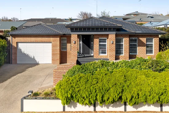 76 Grantham Drive, Highton, Vic 3216