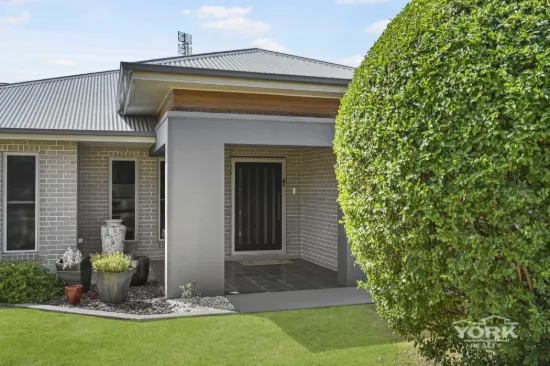 76 Hancock Circuit, Kleinton, Qld 4352