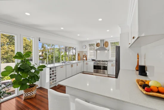 76 Muir Street, Labrador, Qld 4215