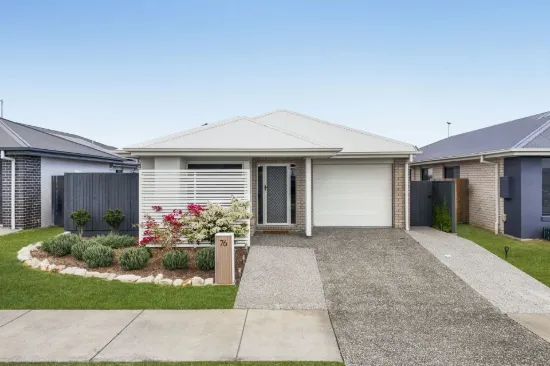 76 Parkland Drive, Walloon, Qld 4306