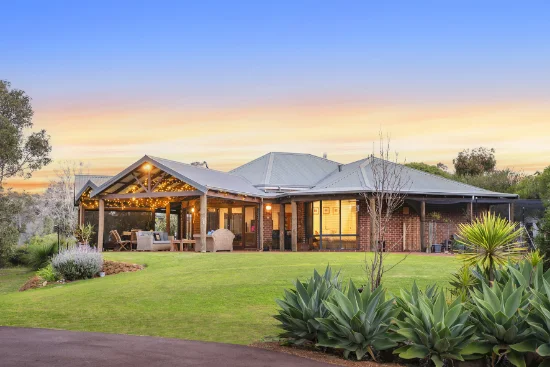 76 Quedjinup Drive, Quedjinup, WA 6281