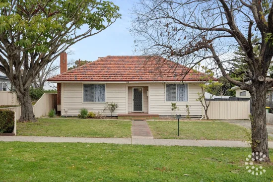76 Rennie Crescent, Hilton, WA 6163