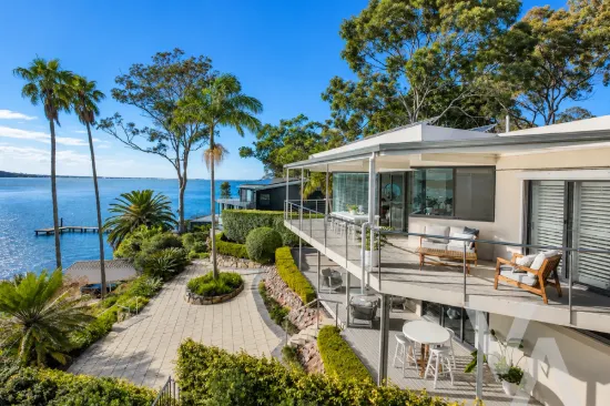 76 Skye Point Road, Coal Point, NSW 2283